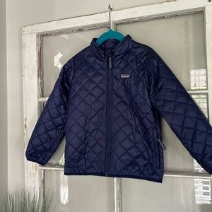 Kids 5T Patagonia light down jacket